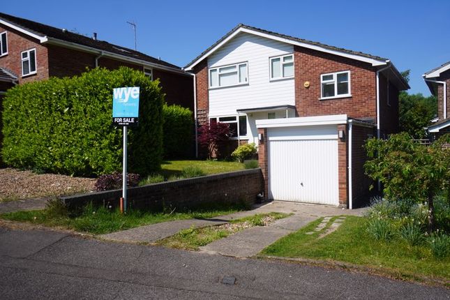 The Brackens, High Wycombe HP11 4 bed detached house for sale