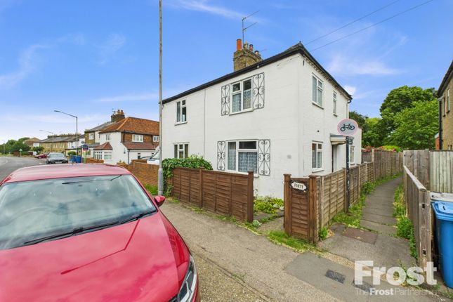 Eton Wick Road, Eton Wick, Berkshire... 2 bed semi