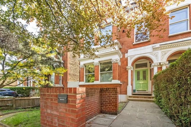 Thurlow Park Road, Dulwich, London, SE21 1 bed apartment for sale