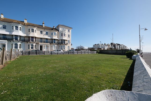 2 bed flat