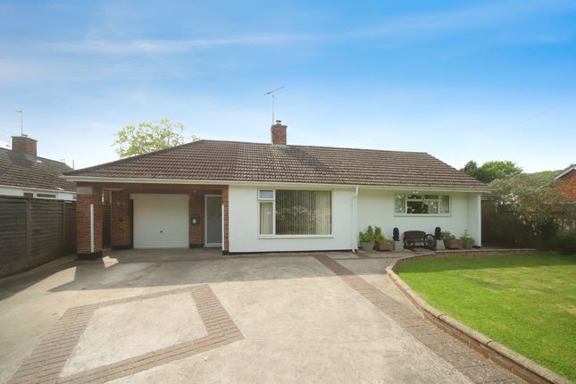 2 bedroom detached bungalow for sale