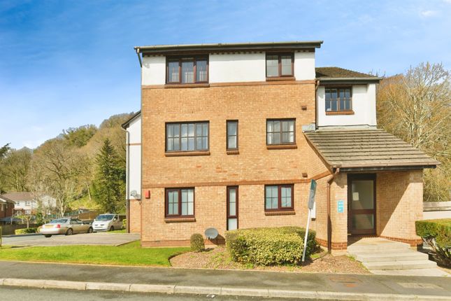 2 bed flat