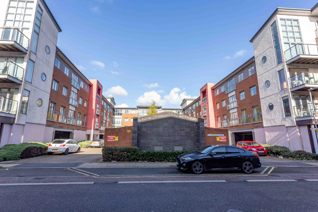 Worsdell Drive, Gateshead NE8 2 bed flat for sale
