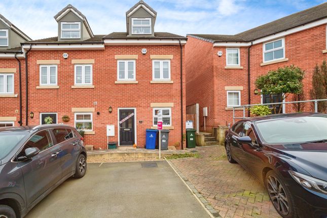 3 bed end terrace house