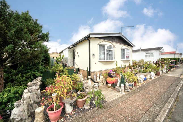 2 bed mobile/park home