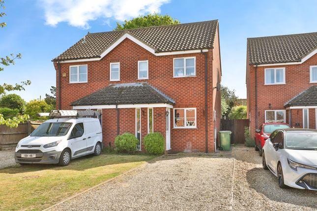2 bedroom semi-detached house for sale