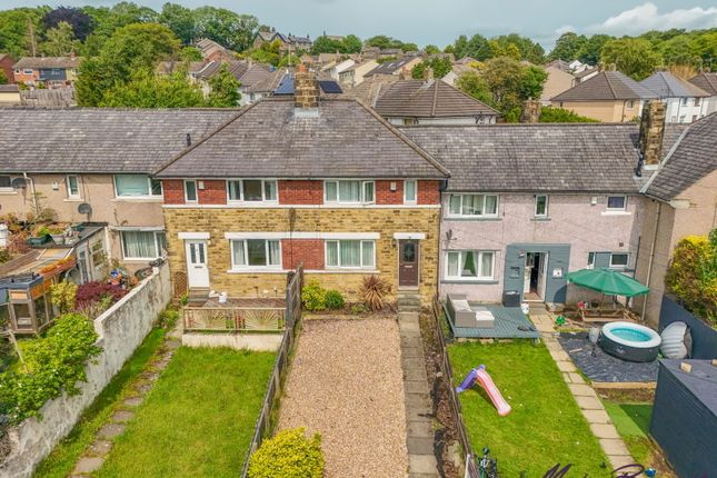 The Oval, Bingley BD16 2 bed terraced house for sale