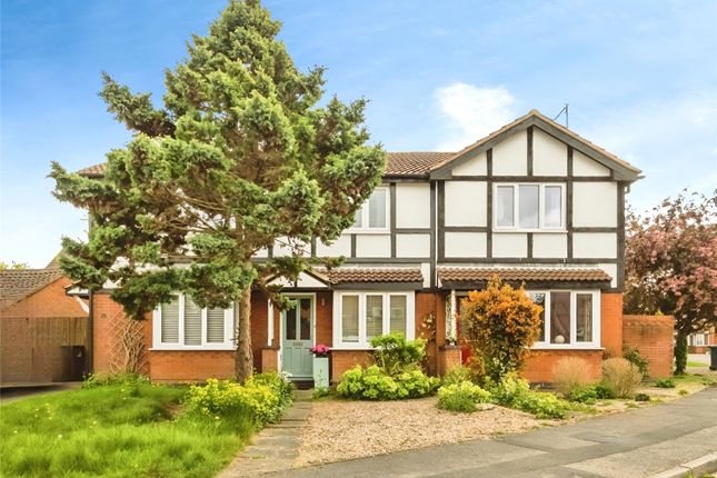 2 bedroom town house for sale