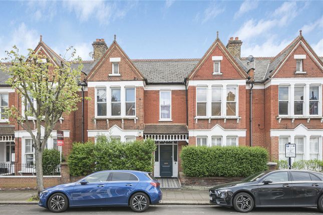 Yukon Road, London, SW12 2 bed flat for sale