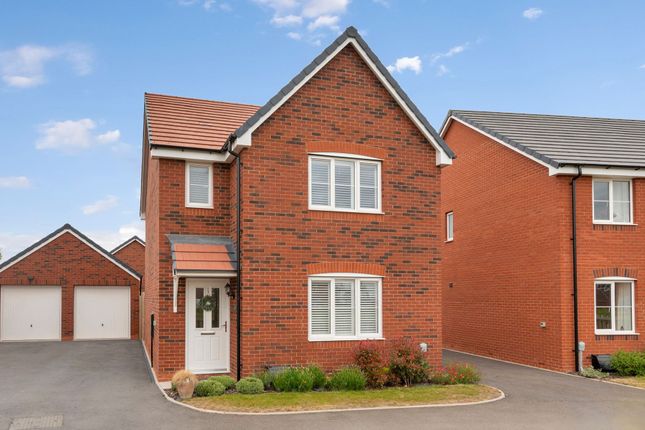 Jubileum Crescent, Pershore, WR10 3 bed detached house for sale