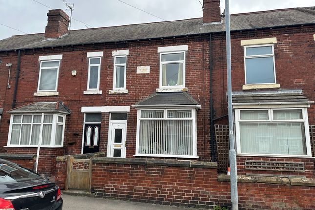 4 bed terraced house