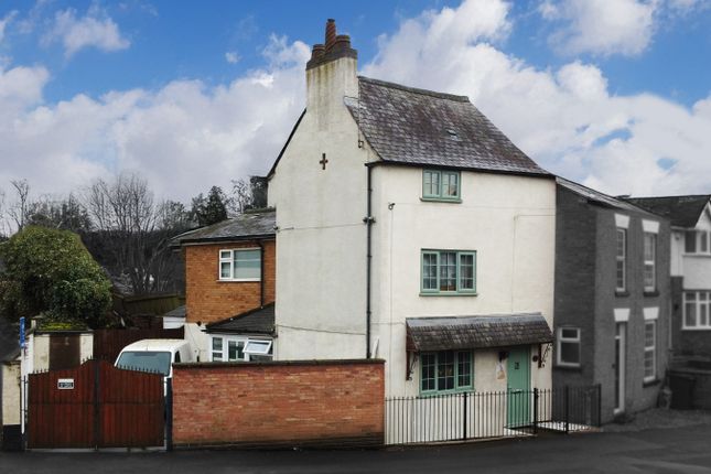 Humberstone Drive, Humberstone... 3 bed semi
