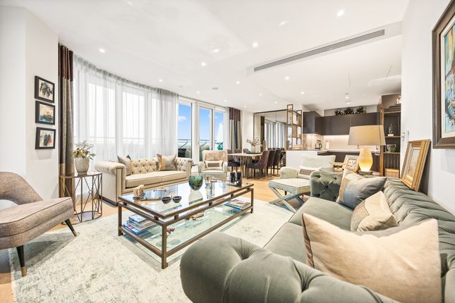 Queenstown Road, South West London SW11 3 bed flat for sale