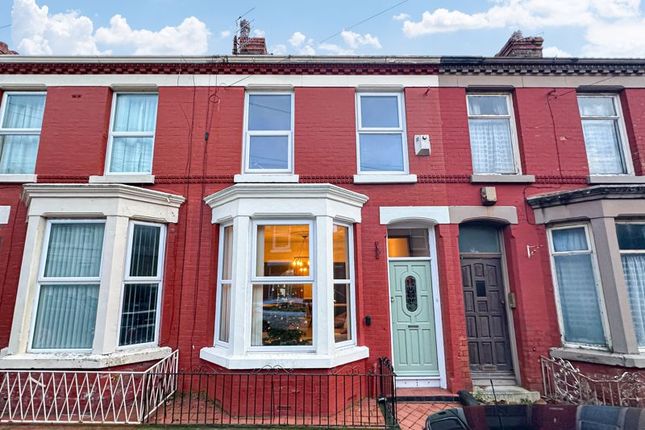 3 bedroom terraced house for sale