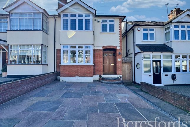 Osborne Road, Hornchurch, RM11 4 bed semi