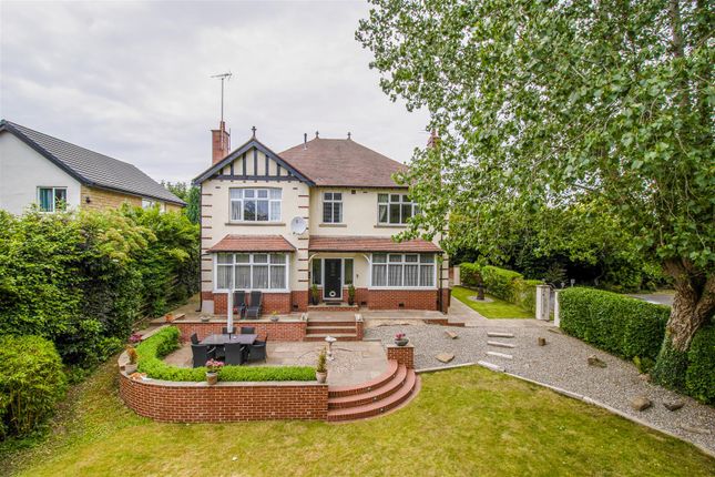 4 bed detached house