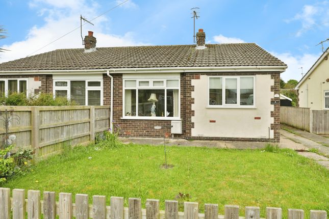 2 bedroom semi-detached bungalow for sale