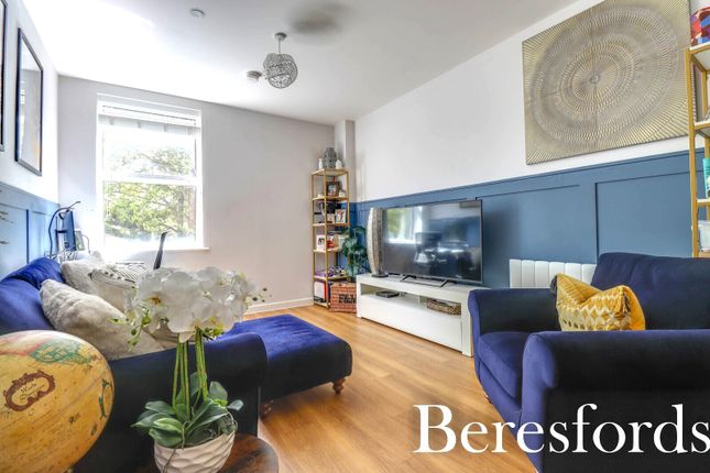 Ingrave Road, Brentwood, CM15 1 bed apartment for sale
