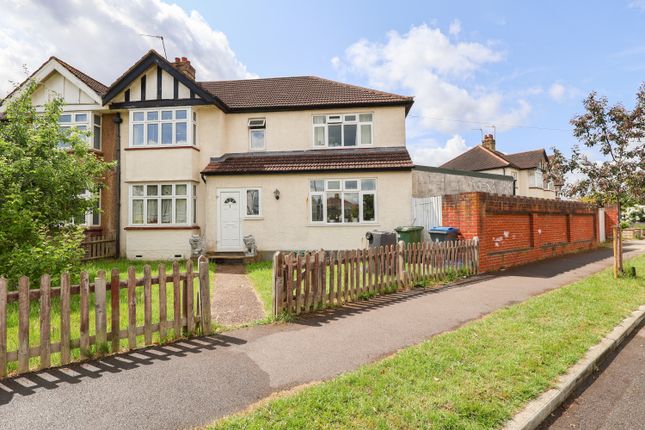 5 bedroom semi-detached house for sale