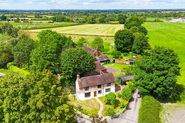 Skittle Green, Buckinghamshire 2 bed cottage for sale