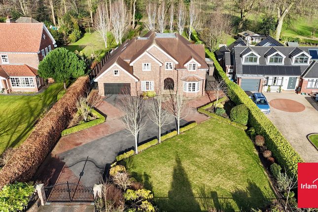 4 bed detached house