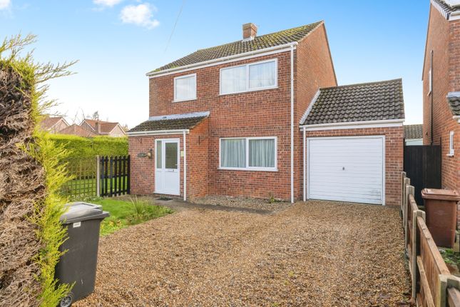 3 bed detached house