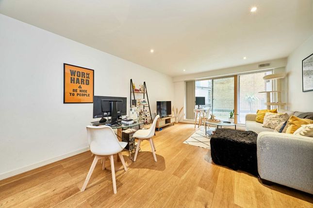Hardwicks Square, London SW18 1 bed flat for sale