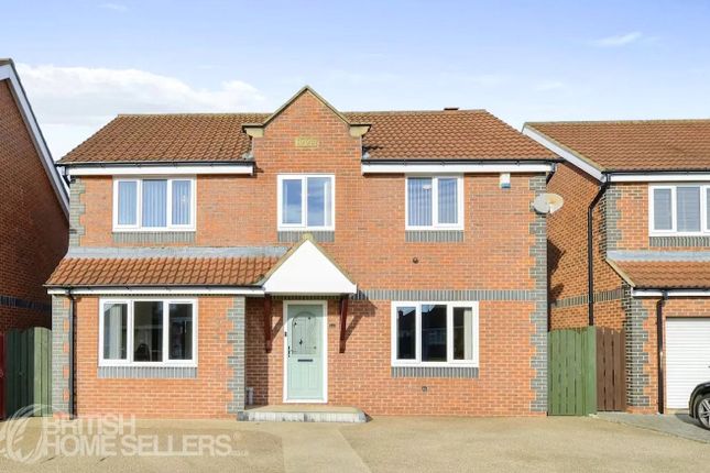 5 bed detached house