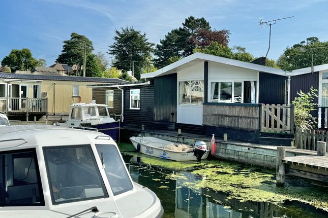 2 bed detached bungalow