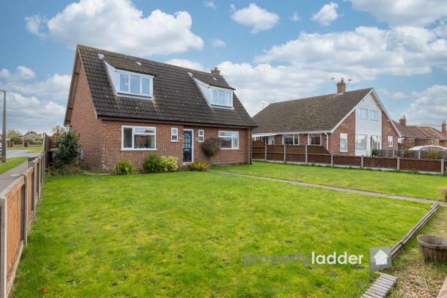 4 bed detached house