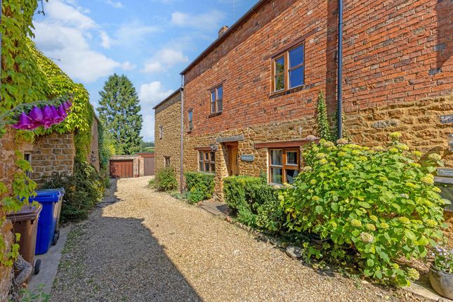 4 bedroom cottage for sale
