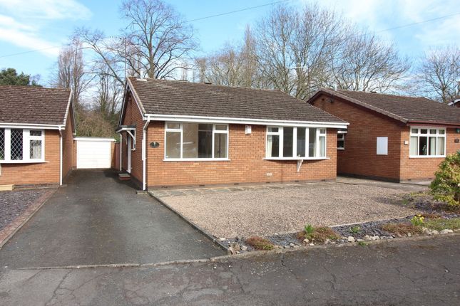 Albany Grove, Kingswinford DY6 3 bed detached bungalow for sale