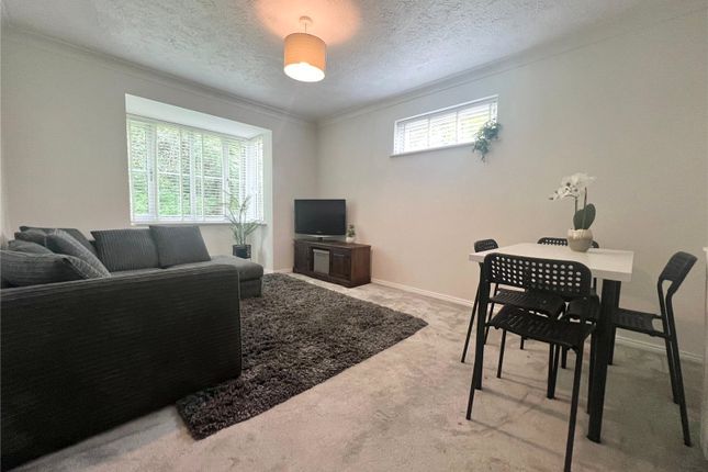 Groves Lea, Reading RG7 1 bed apartment for sale