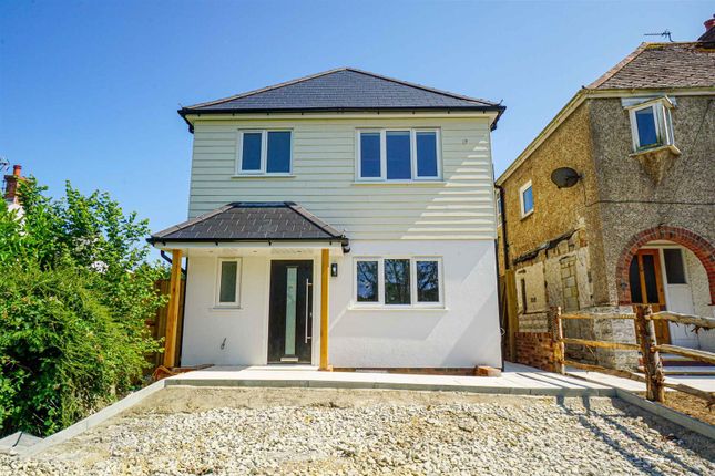 3 bed detached house