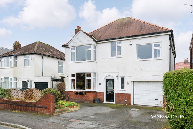 5 bed detached house