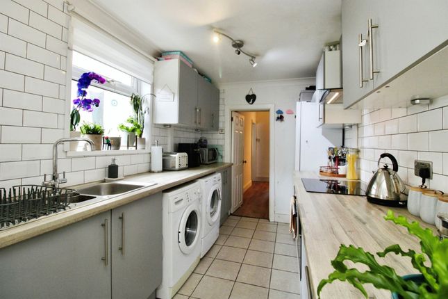 4 bedroom terraced house for sale