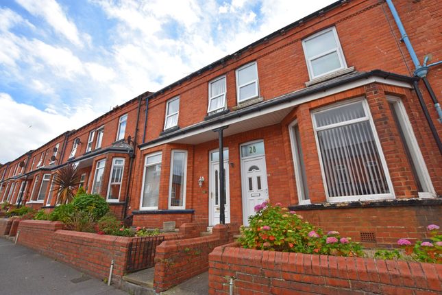 Beechville Avenue, Scarborough YO12 3 bed terraced house for sale