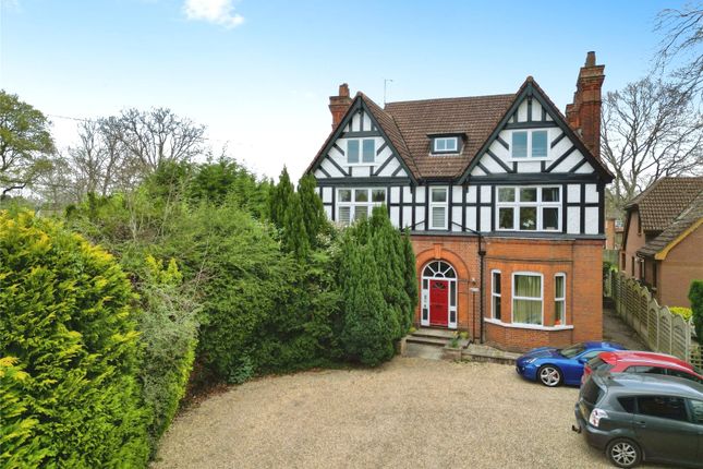 2 bed flat