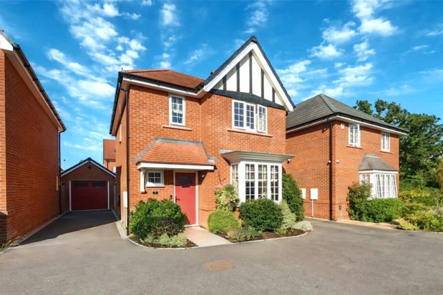 Porthcawl Drive, Bracknell RG42 3 bed detached house for sale