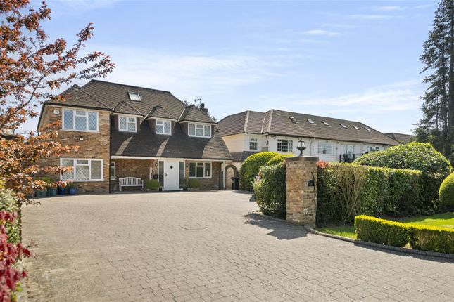 6 bedroom detached house for sale