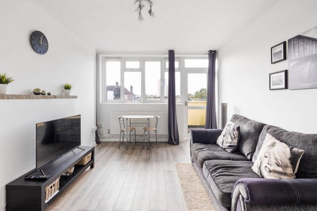 Beaminster House, Dorset Road, Oval... 1 bed flat for sale