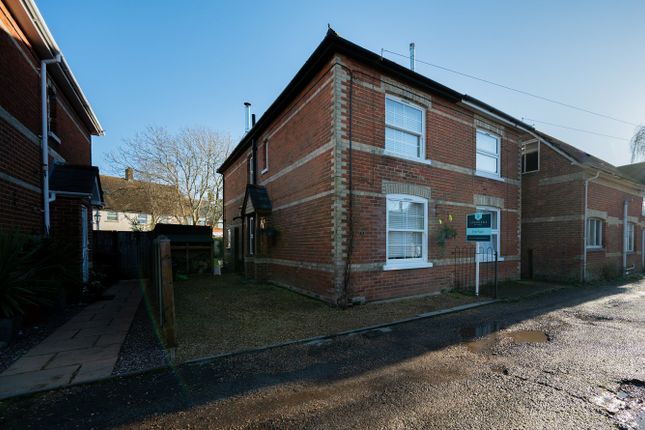 Nursery Road, Ringwood, BH24 2 bed semi