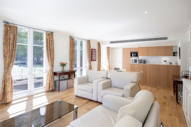 68 Vincent Square, London, SW1P 3 bed apartment for sale