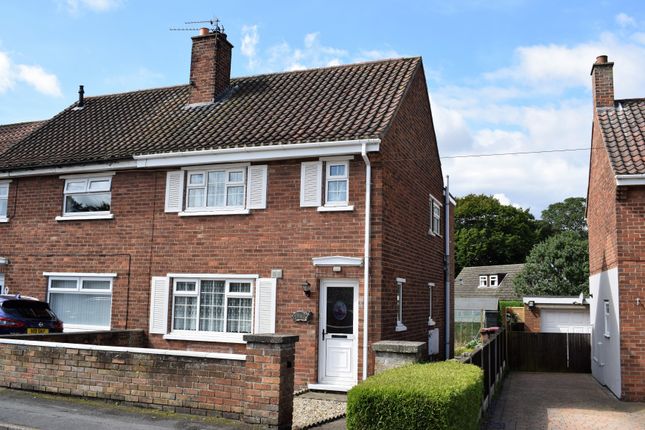 2 bedroom semi-detached house for sale