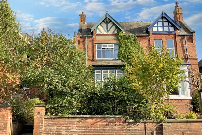 5 bed semi-detached house