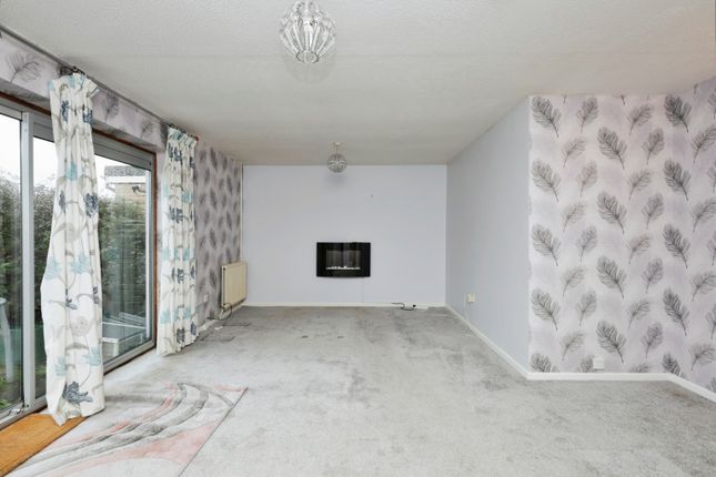 2 bedroom semi-detached bungalow for sale