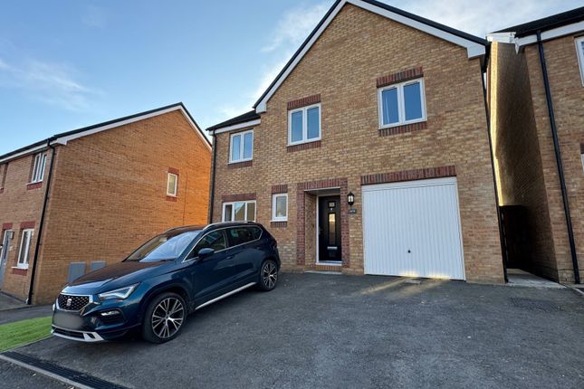 Clos Coed Derw, Penygroes, Llanelli... 4 bed detached house for sale