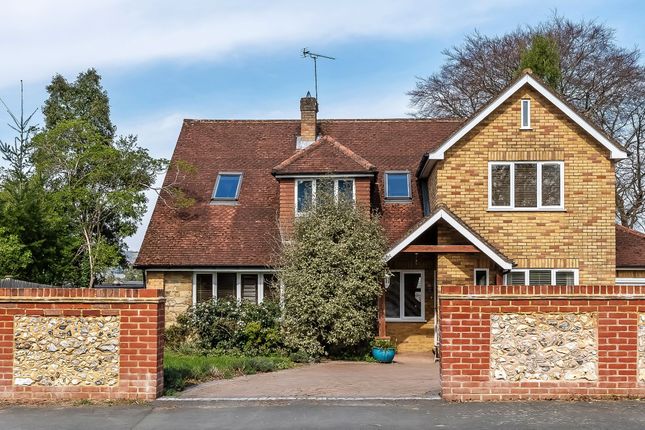 Knoll Road, Dorking, RH4 5 bed detached house for sale