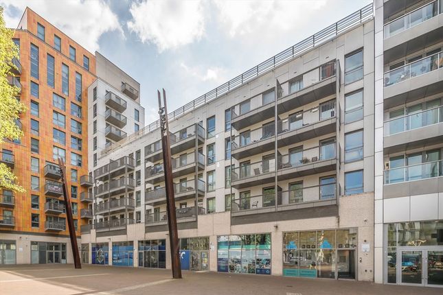 Rathbone Market, London E16 1 bed flat for sale