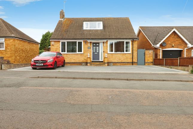 2 bed detached bungalow